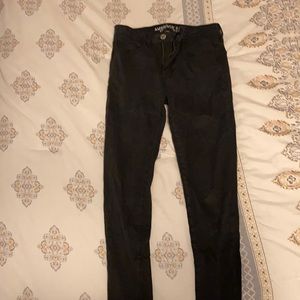 AEO black hi rise jeggings. Short length Size 2.